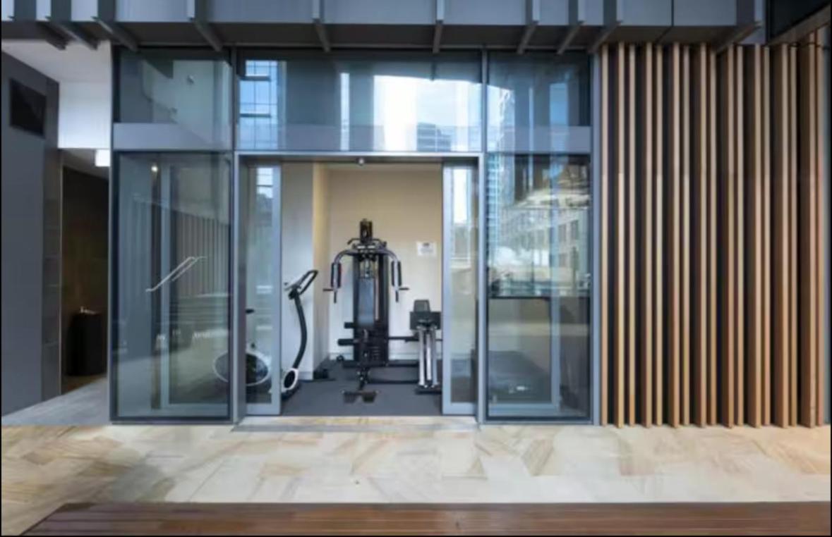 Heart Of Cbd Furnished *